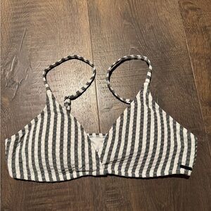 Volcom medium - bathing suit top